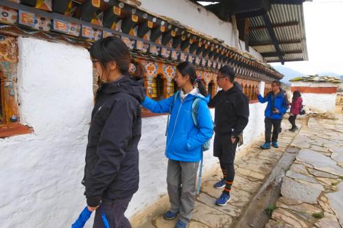 bhutan-gen-temple