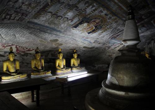 Dambulla Cave Temple 1 (cr Antony Stanley)