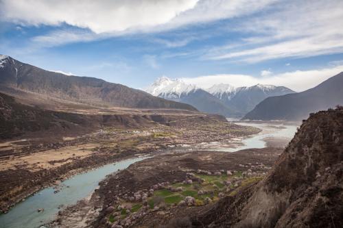 Tibet-Linzhi-Yarlung-Canyon-2