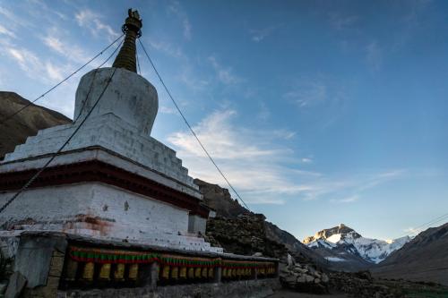 tibet-rongbuk-monastery